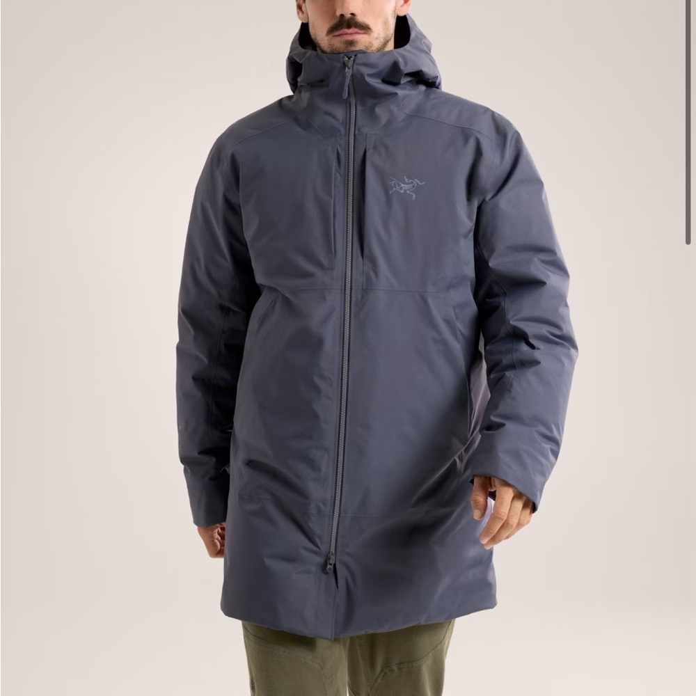 Arc'teryx Men's Dark Gray Hooded Puffer Coat
